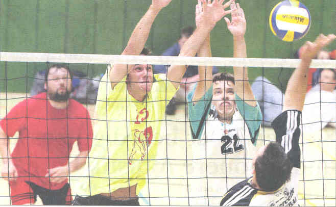 VG Ilsede zieht beim Vechelder Volleyballturnier ins Finale ein