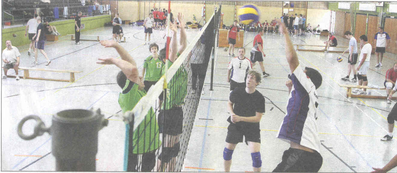 Volleyball-Löwen gewinnen